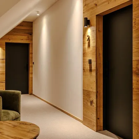 Hotel Vysoká Lípa - Wellness Jetřichovice